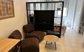 Studio Refait A Neuf Centre De Nice